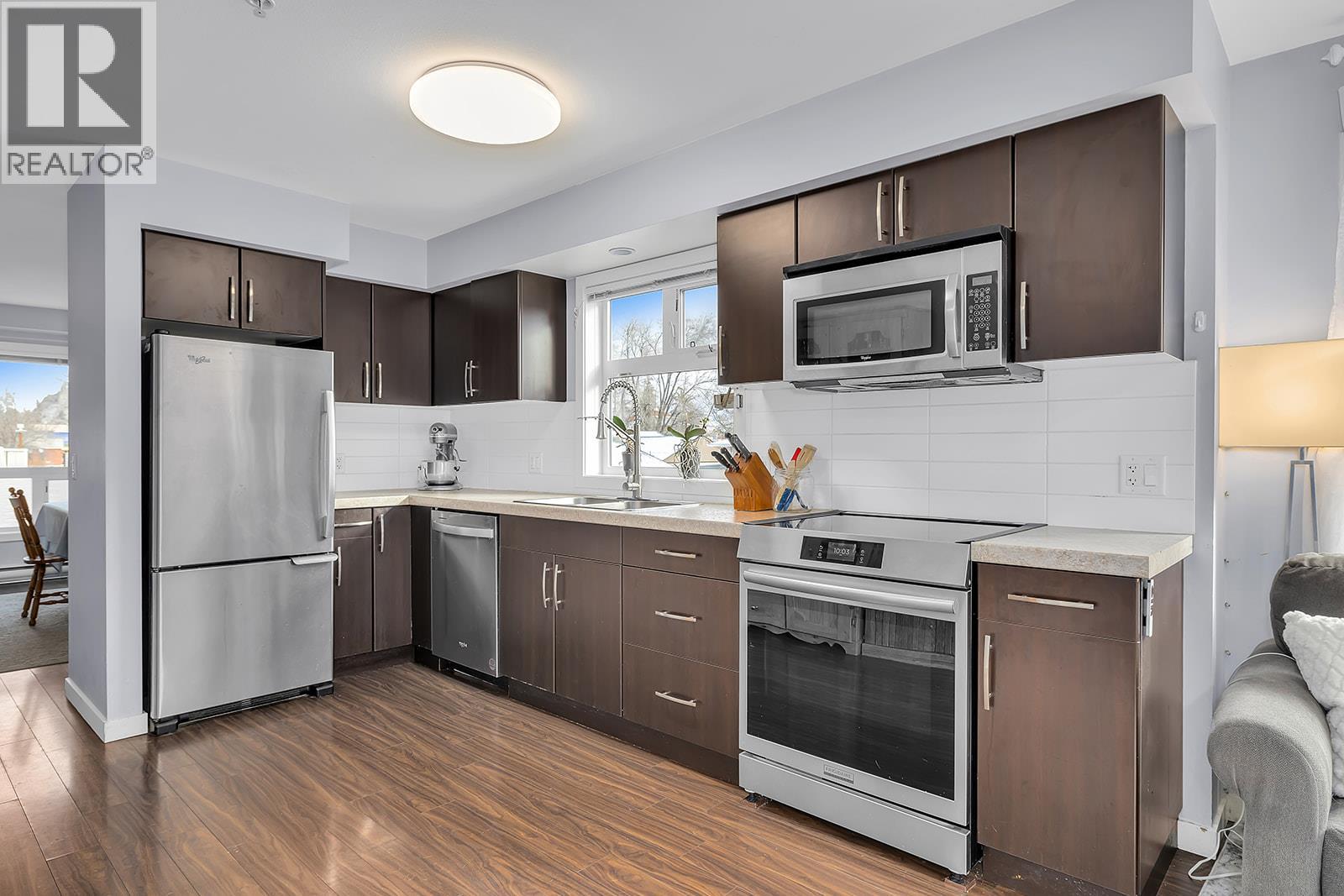 14 1881 Ambrosi Road, Kelowna