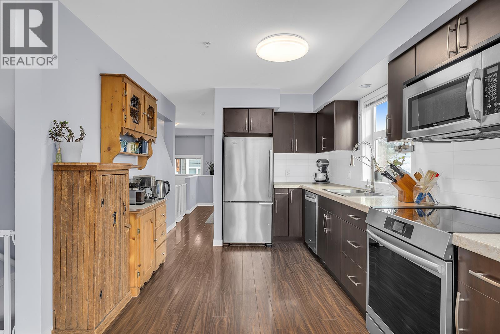 14 1881 Ambrosi Road, Kelowna