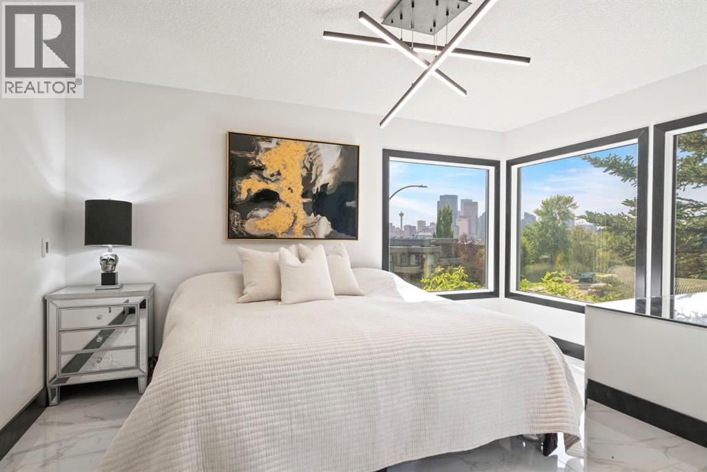 Single Family House 3 Level for Sale in   Street NE Bridgeland/Riverside Calgary 