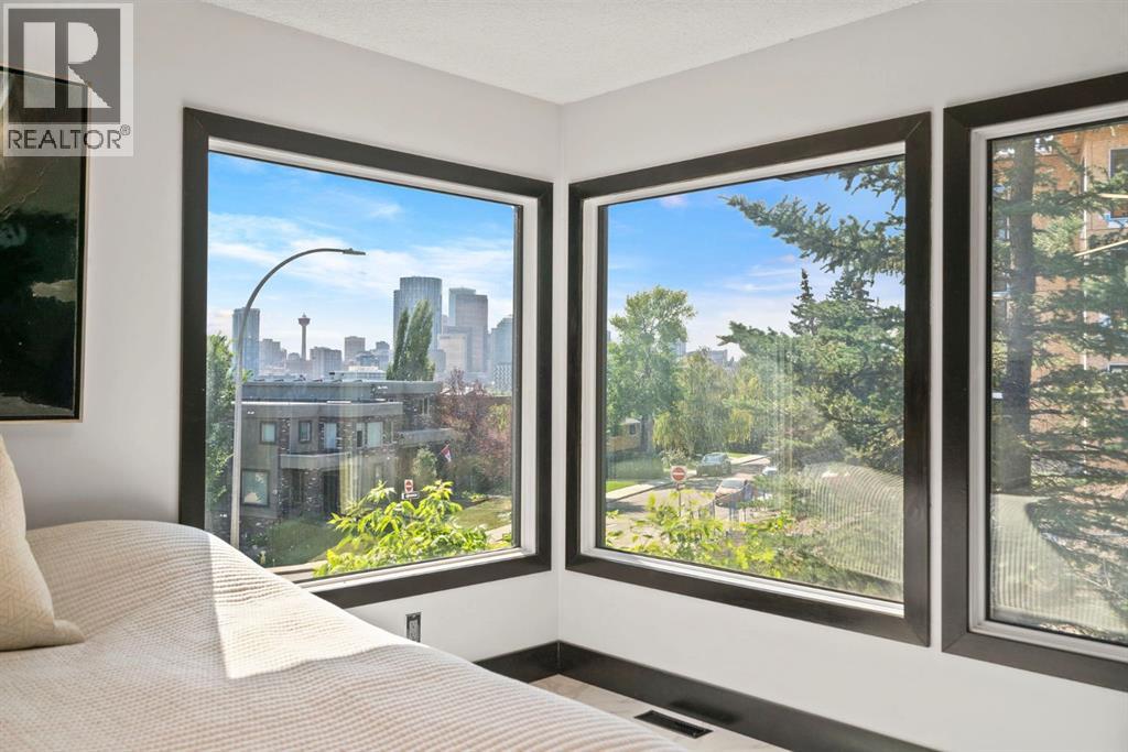 Single Family House 3 Level for Sale in   Street NE Bridgeland/Riverside Calgary 