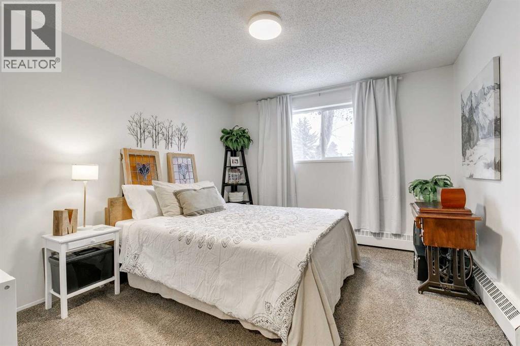 Single Family House for Sale in   Dover Point SE Dover Calgary 