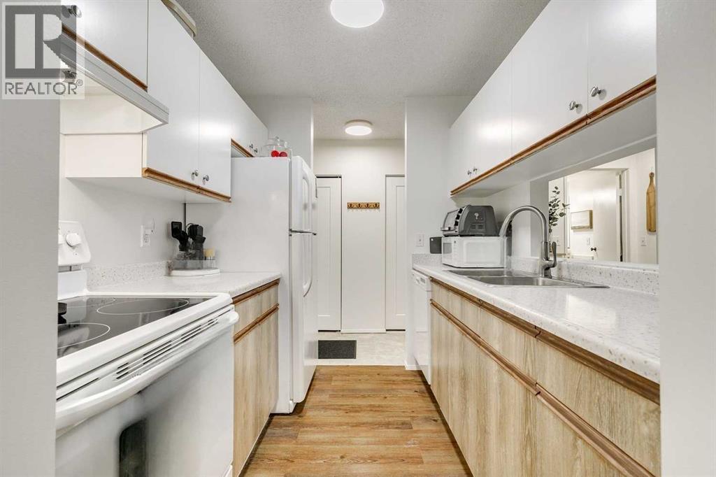 Single Family House for Sale in   Dover Point SE Dover Calgary 