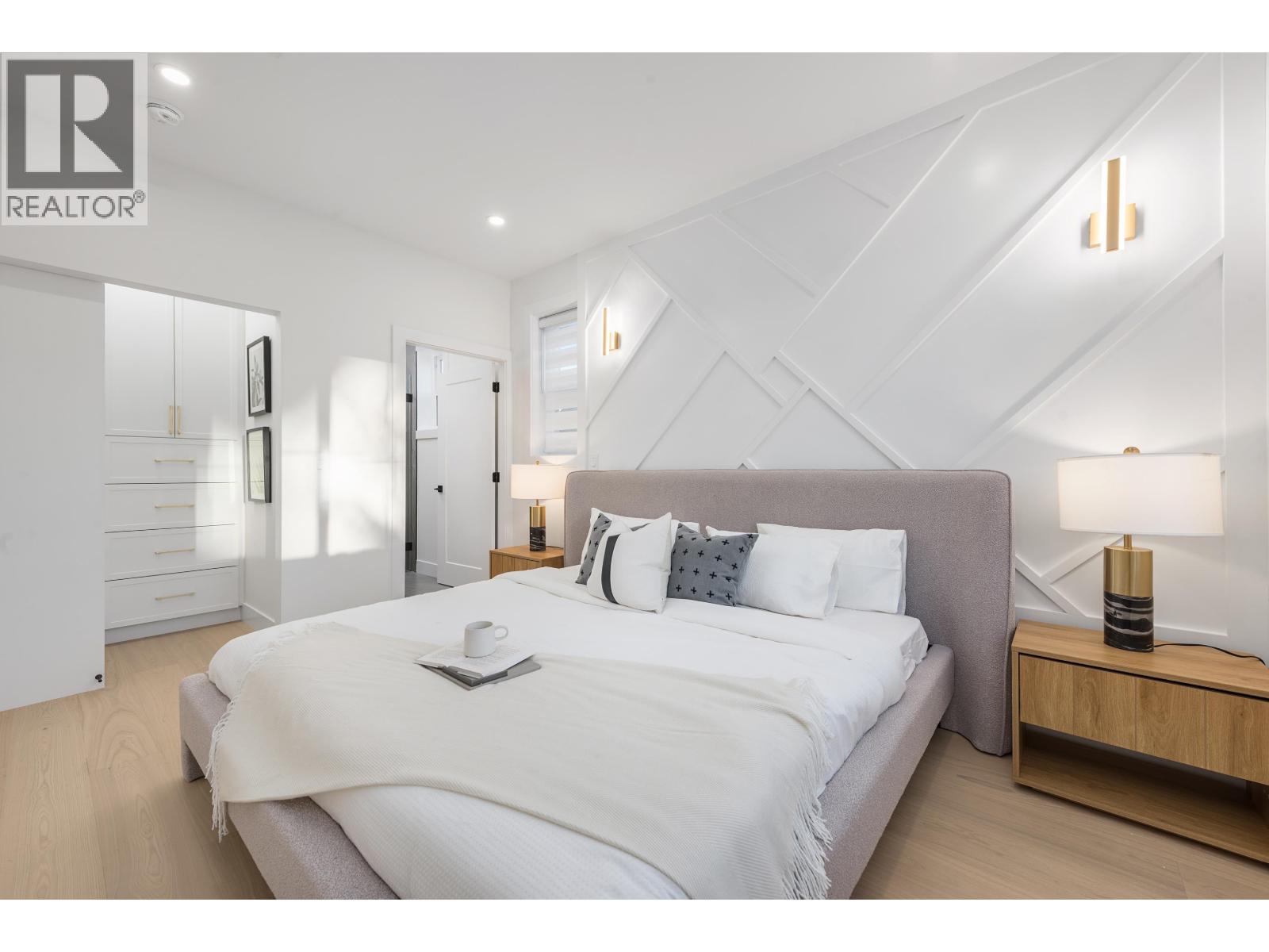 1 4855 DUMFRIES STREET, Vancouver