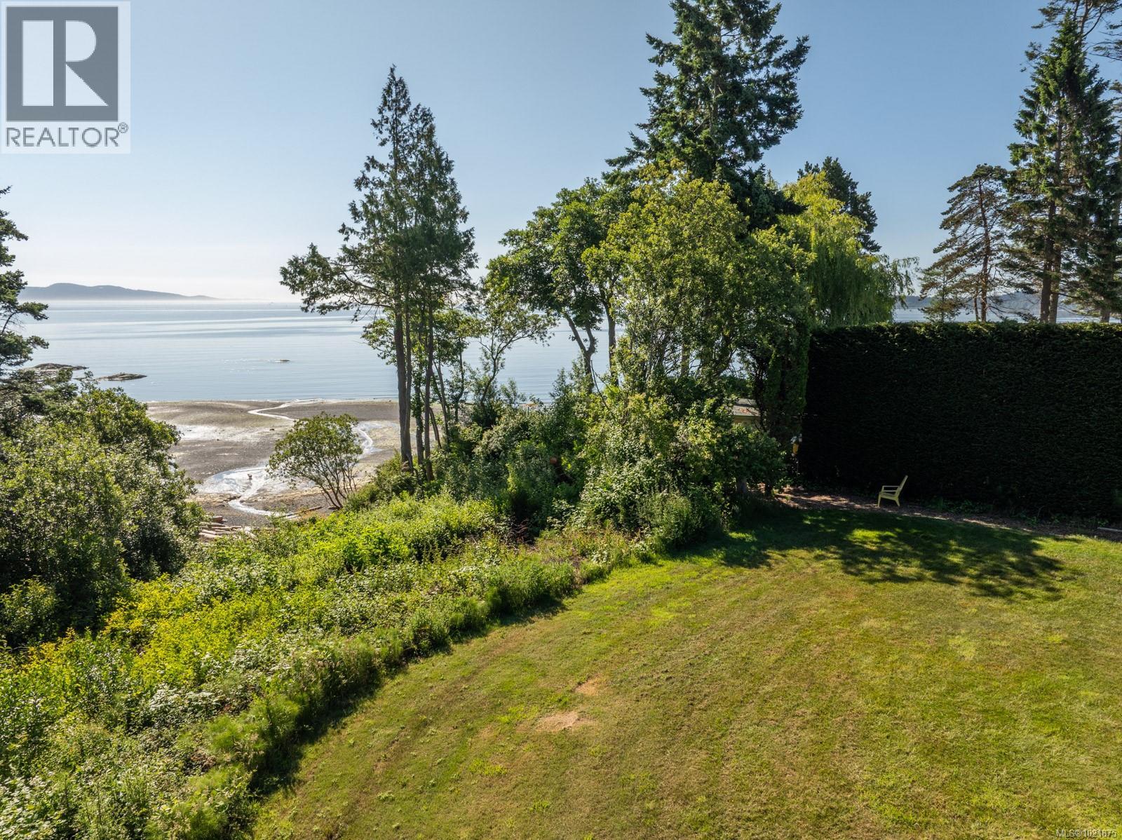 5605 Parker Ave, Saanich