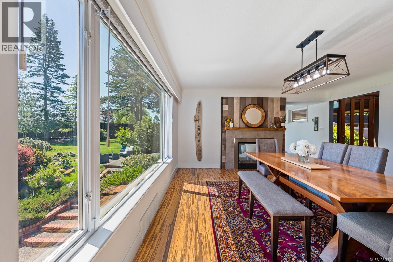 5605 Parker Ave, Saanich