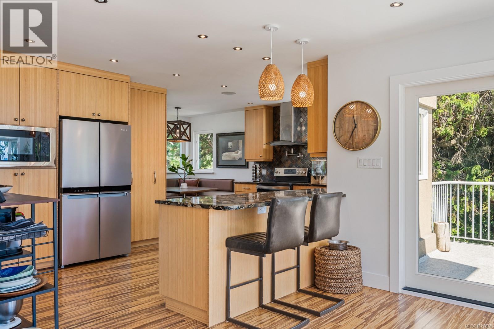 5605 Parker Ave, Saanich