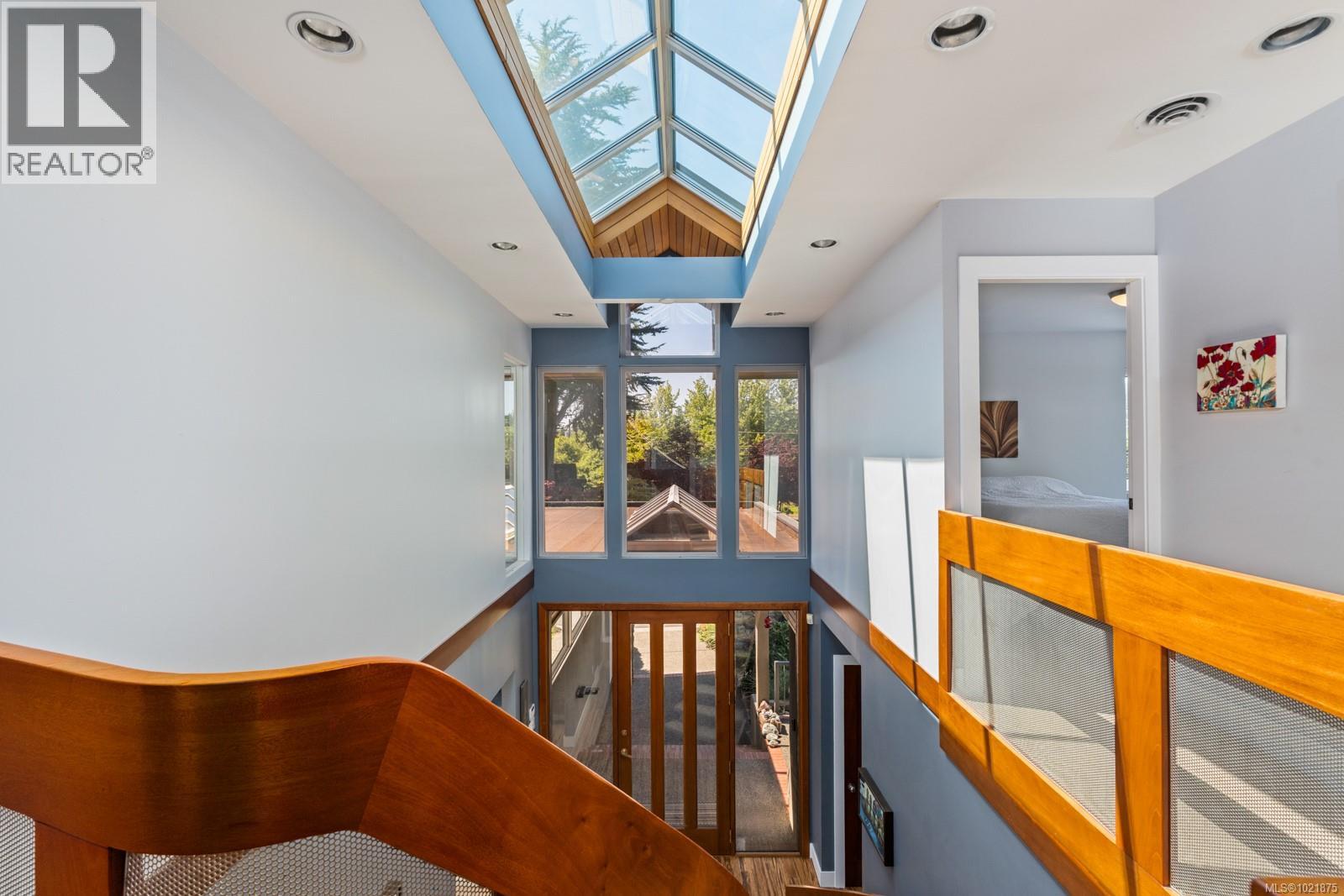 5605 Parker Ave, Saanich