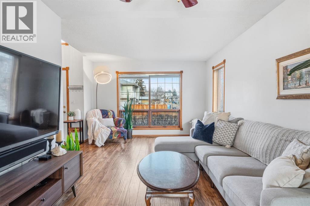 Single Family House Bungalow for Sale in   Avenue SW Glenbrook Calgary 