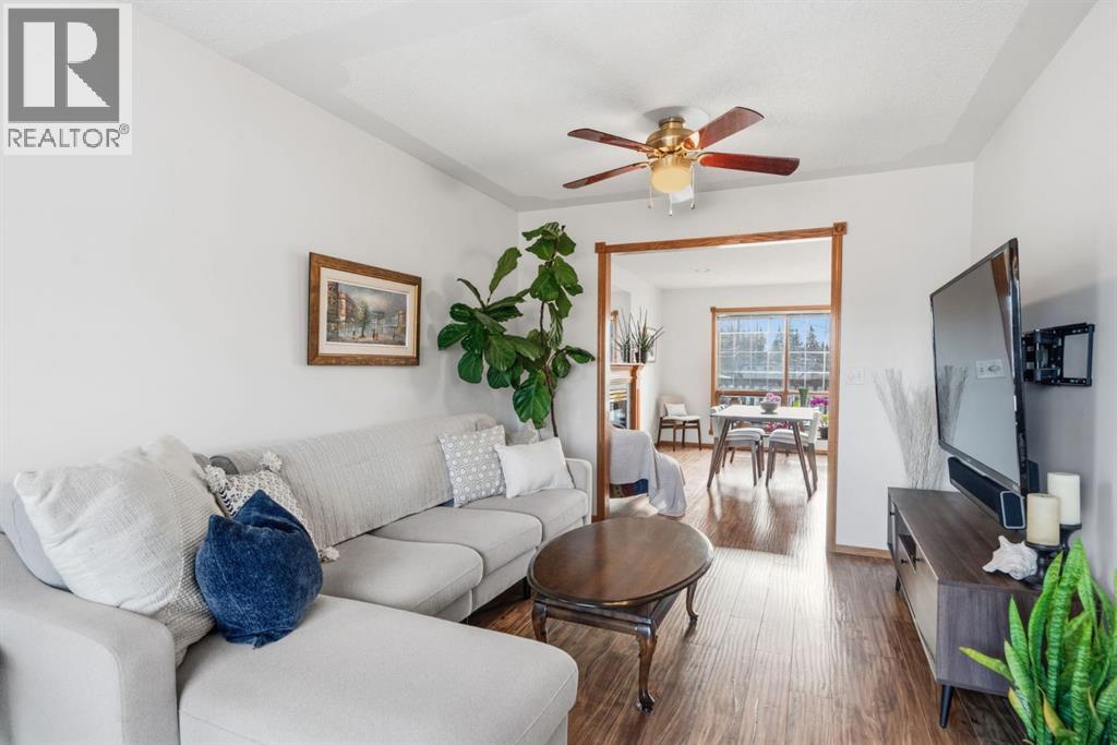 Single Family House Bungalow for Sale in   Avenue SW Glenbrook Calgary 