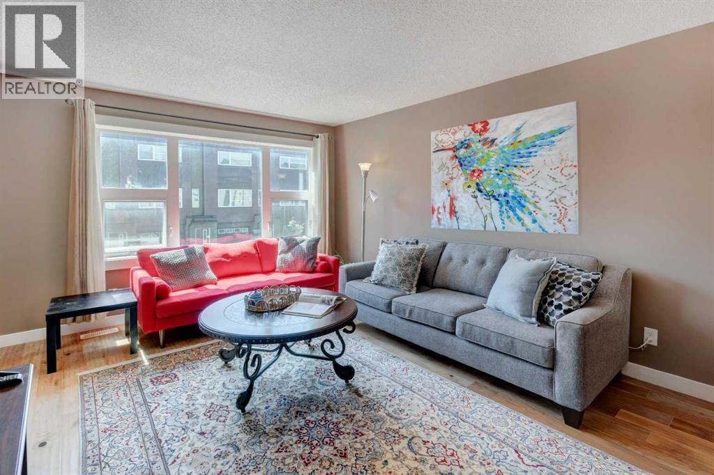 Single Family House for Sale in  Covecreek Circle NE Coventry Hills Calgary 