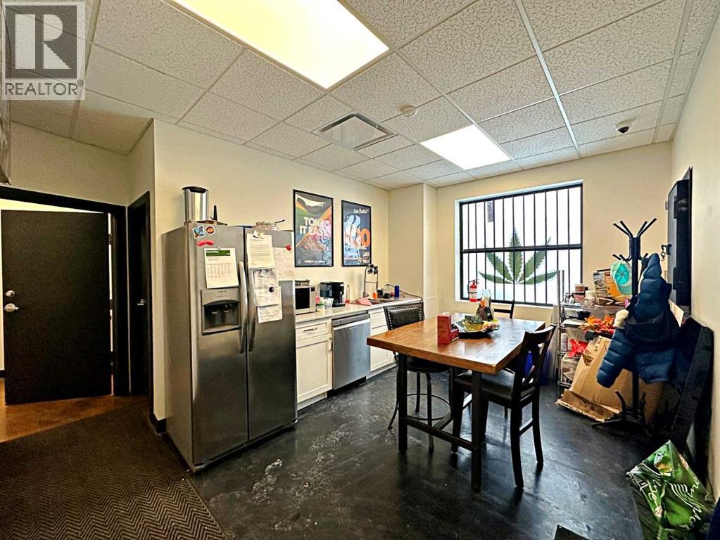 9904 Franklin Avenue, Fort McMurray