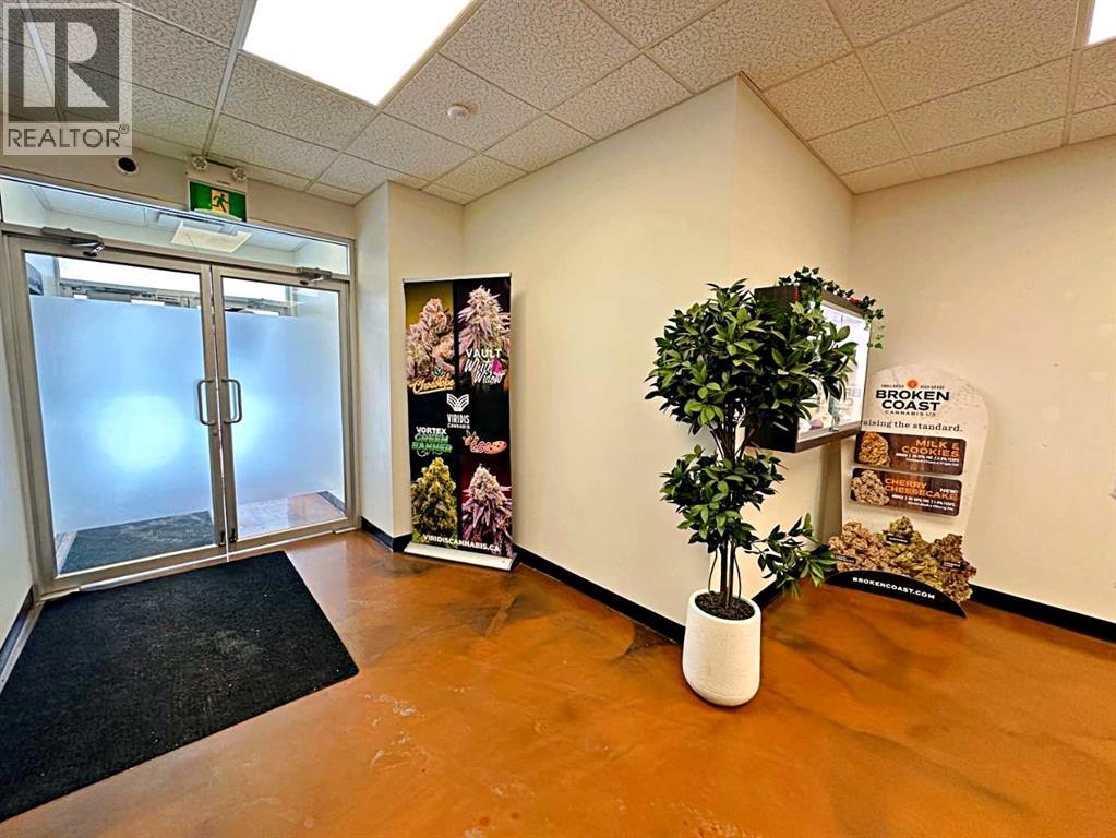 9904 Franklin Avenue, Fort McMurray