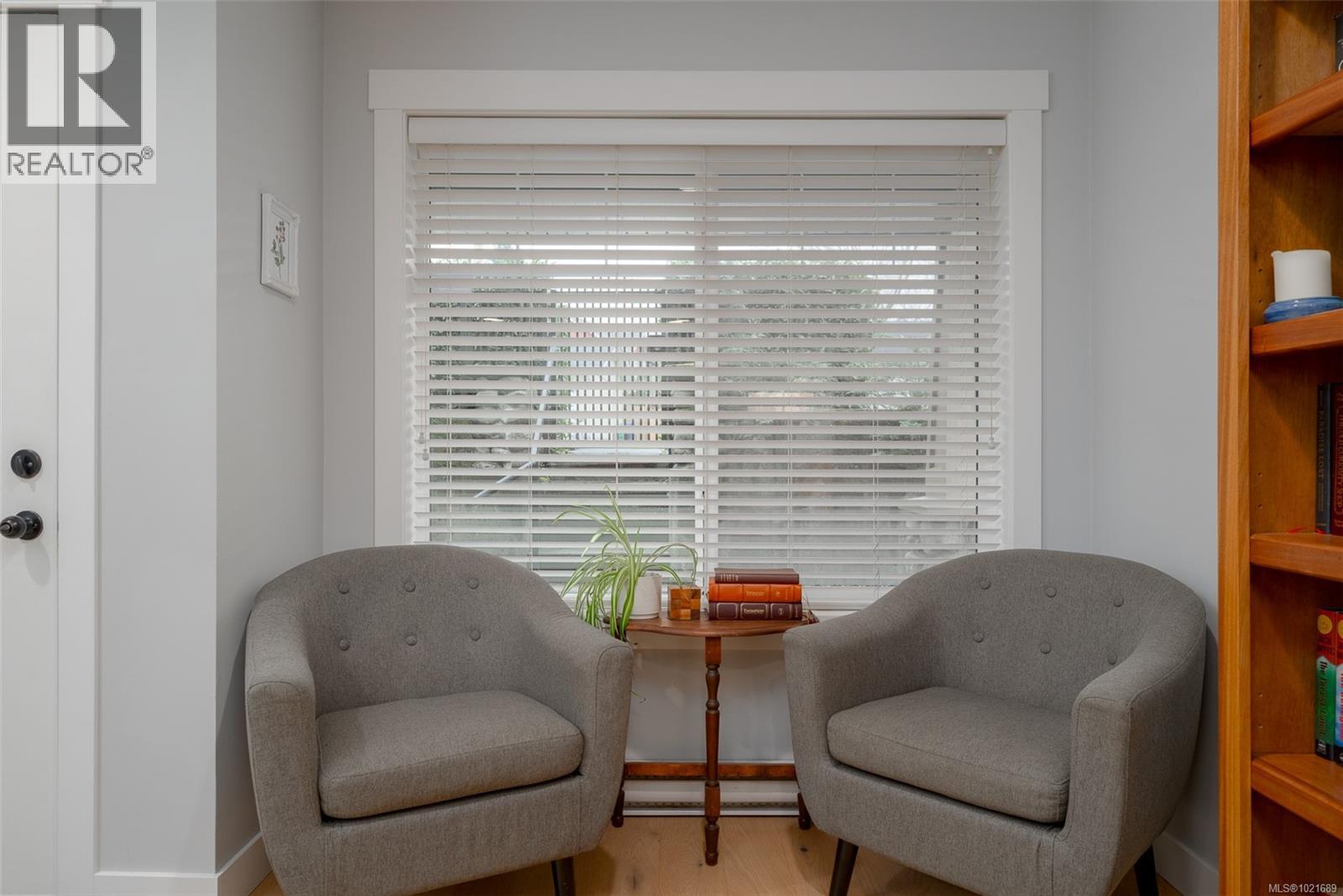 101 211 Victoria Rd, Nanaimo