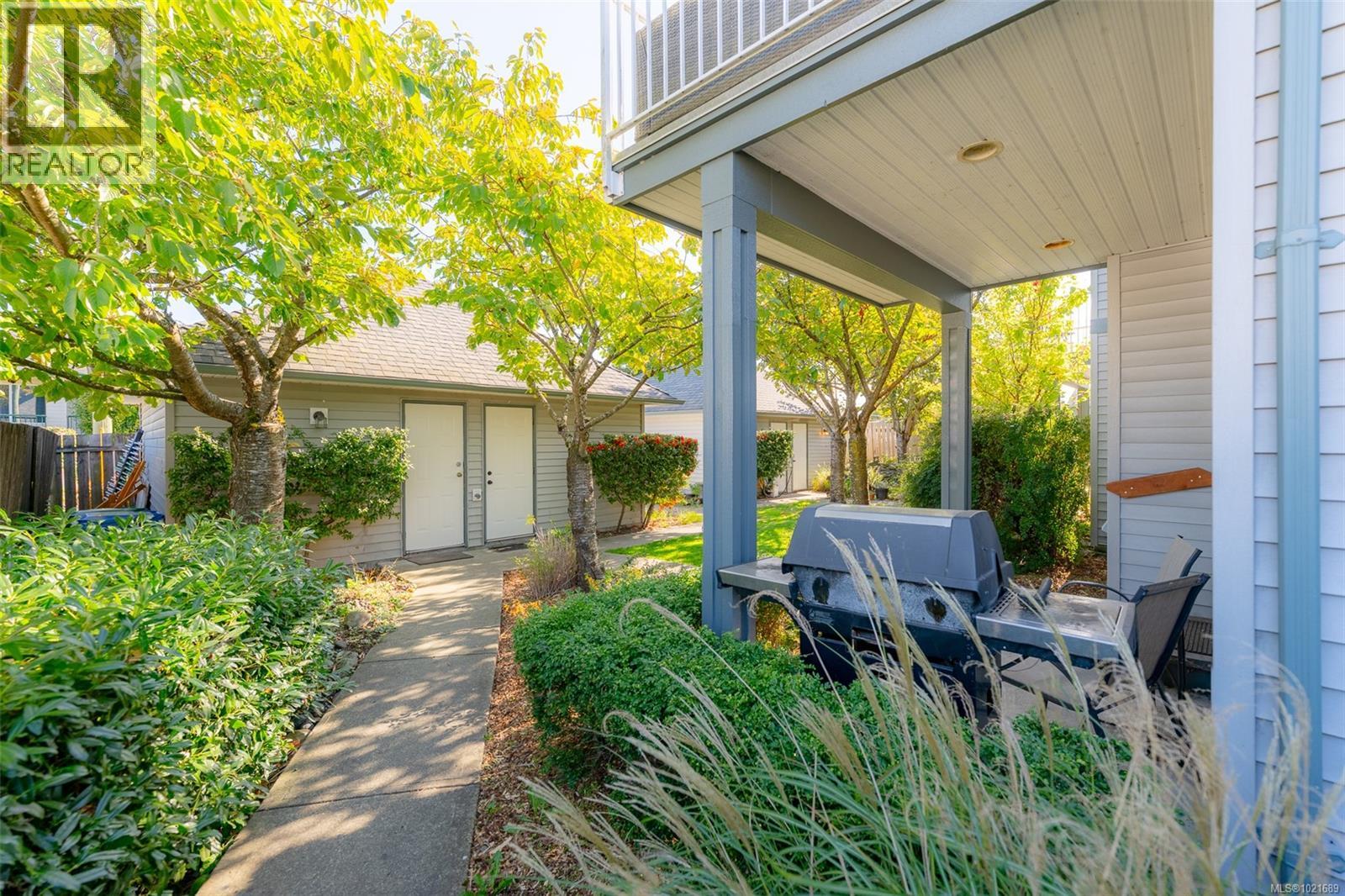 101 211 Victoria Rd, Nanaimo