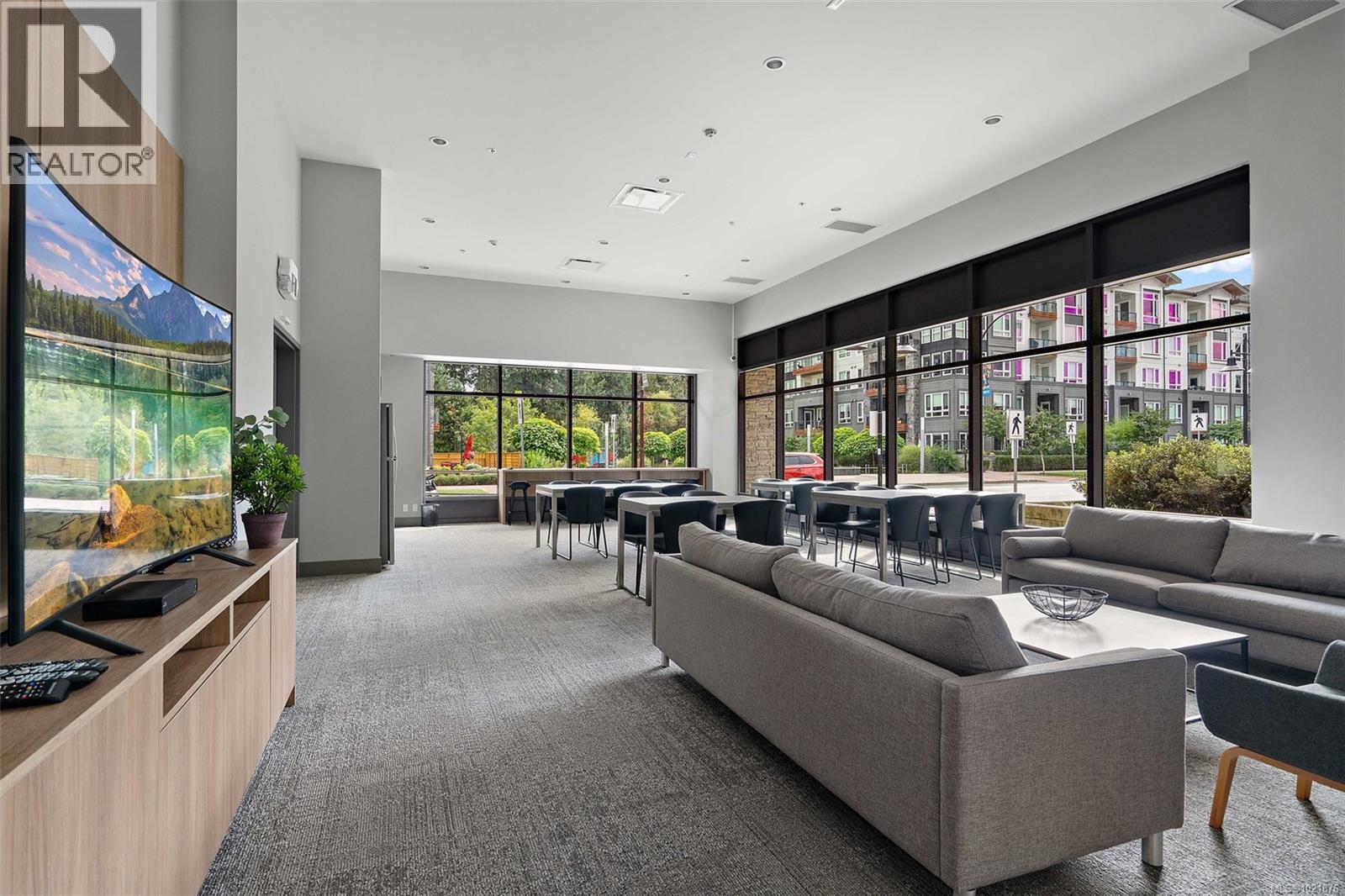 418 960 Reunion Ave, Langford