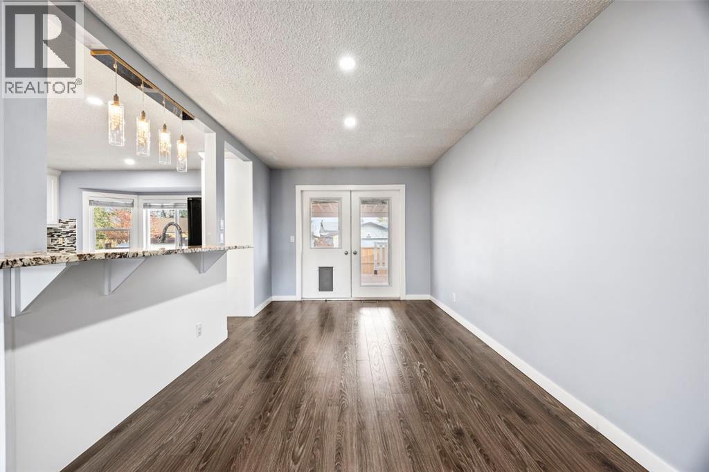 Single Family House 4 Level for Sale in  Templewood Road NE Temple Calgary 