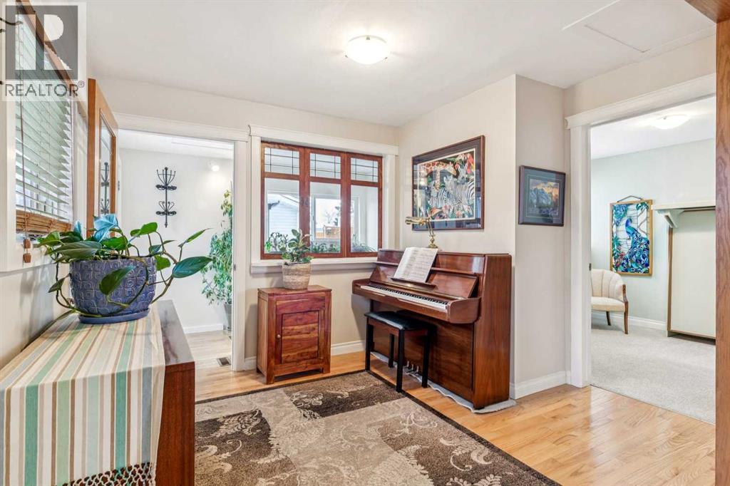 Single Family House Bungalow for Sale in   Avenue NW Bowness Calgary 