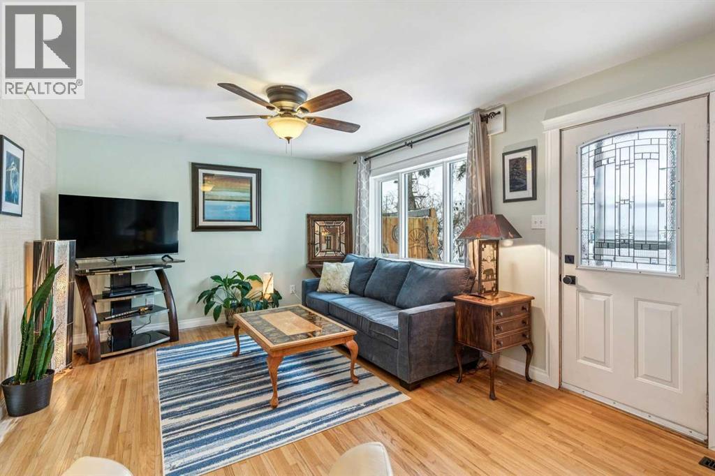 Single Family House Bungalow for Sale in   Avenue NW Bowness Calgary 