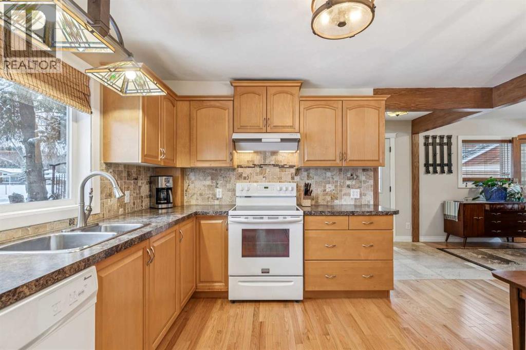 Single Family House Bungalow for Sale in   Avenue NW Bowness Calgary 