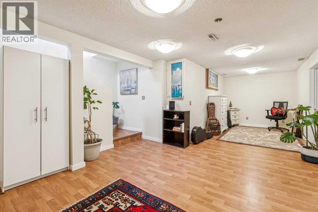 Single Family House Bungalow for Sale in   Avenue NW Bowness Calgary 