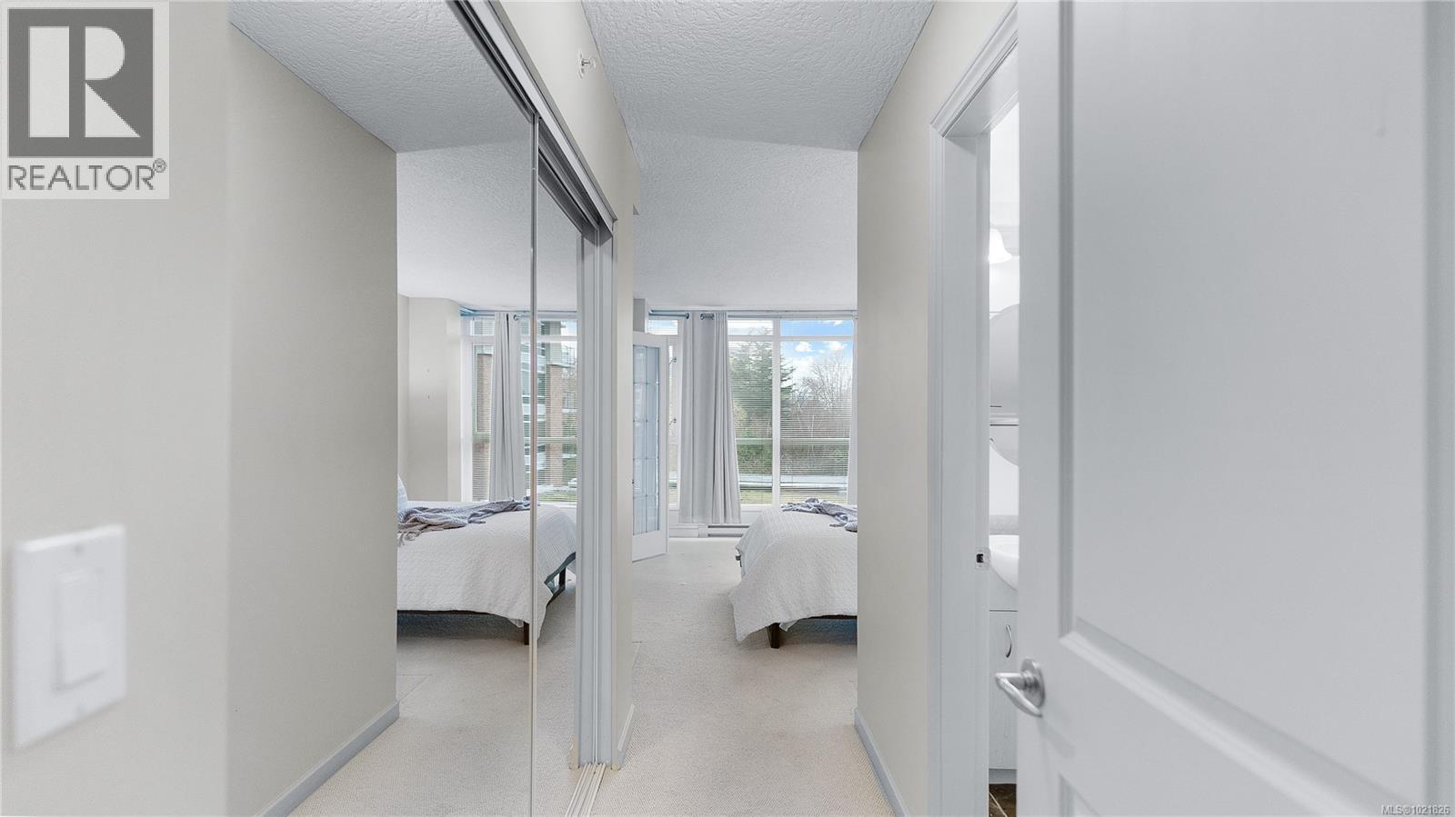 409 827 Fairfield Rd, Victoria