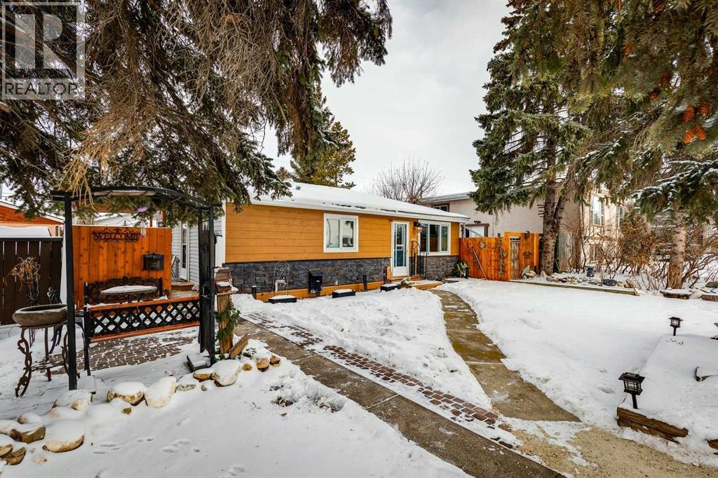 Single Family House Bungalow for Sale in   Avenue NW Bowness Calgary 