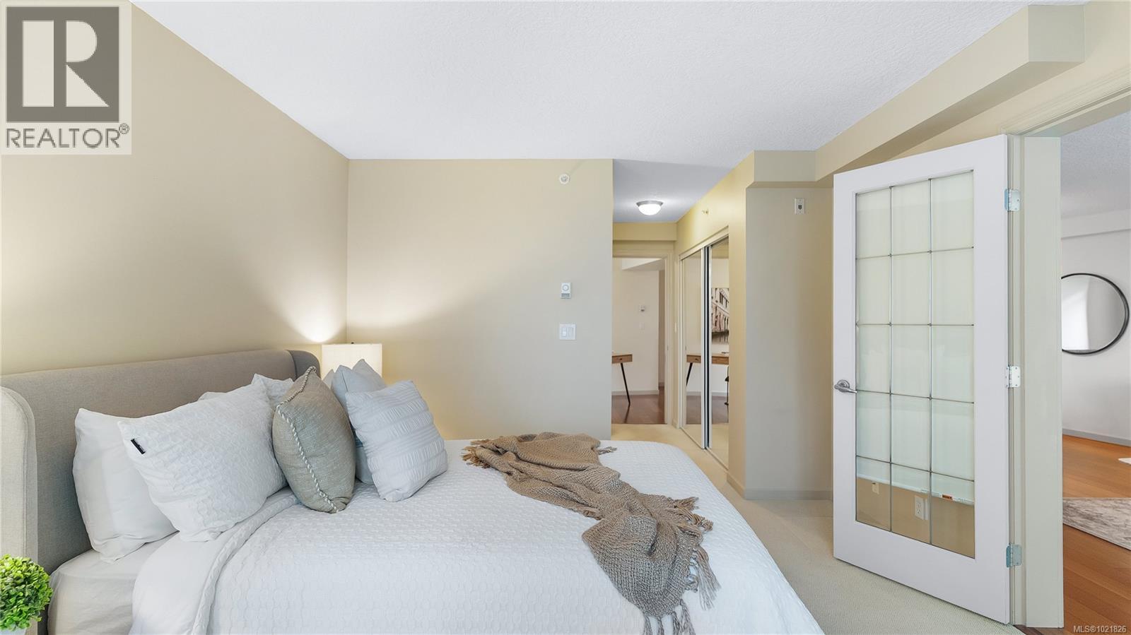 409 827 Fairfield Rd, Victoria