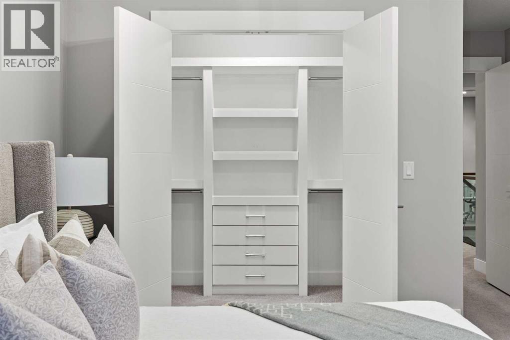 Single Family House for Sale in   Avenue SW South Calgary Calgary 