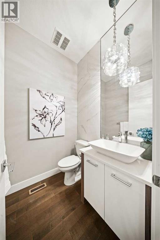 Single Family House for Sale in   Avenue SW South Calgary Calgary 