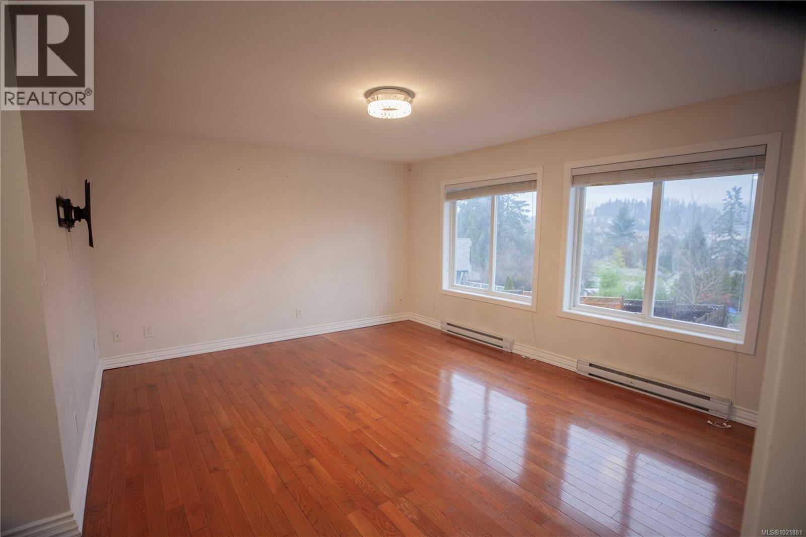 6164 Grieve Rd, Duncan