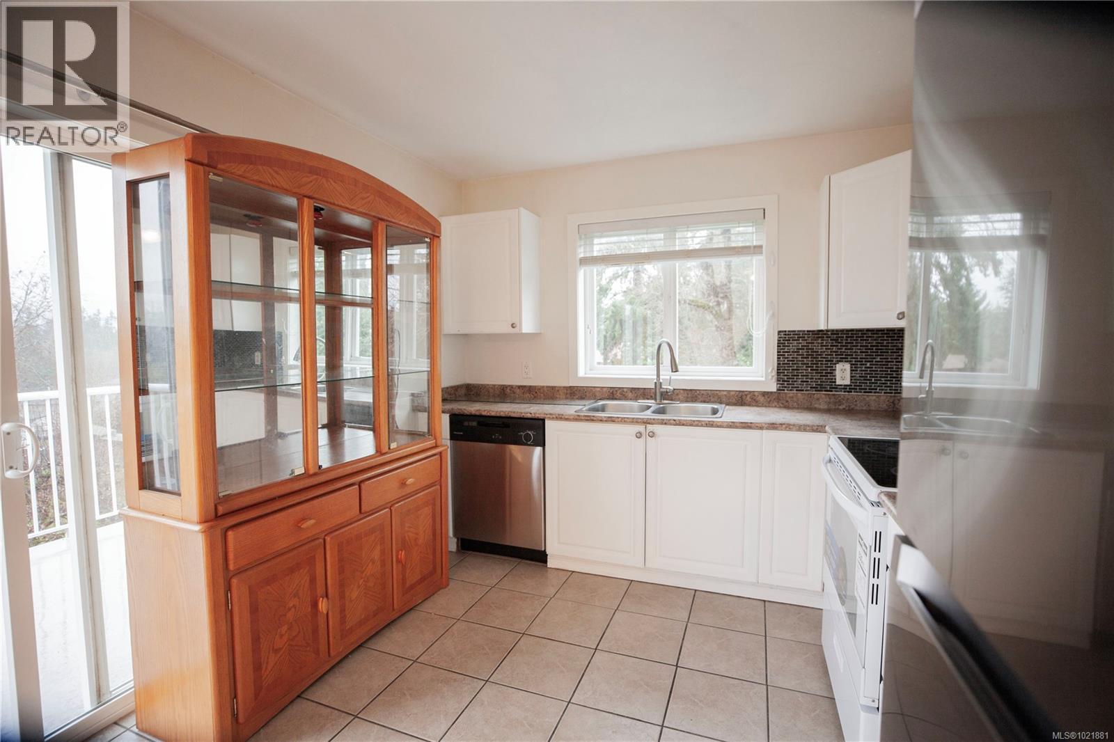 6164 Grieve Rd, Duncan