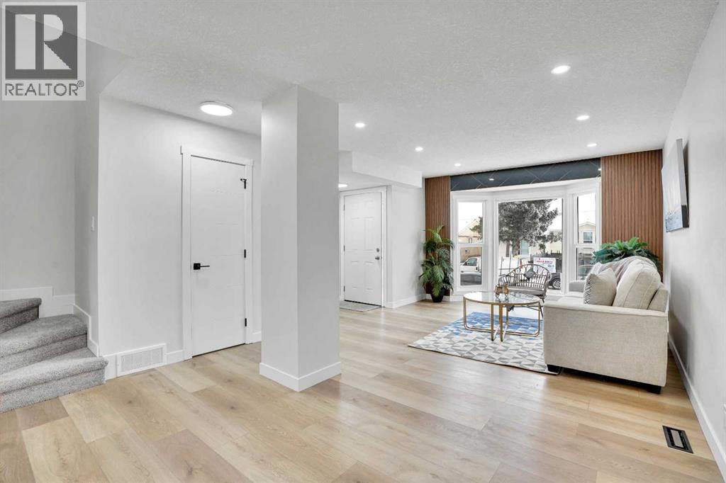 309 Falwood Way NE, Calgary, Alberta