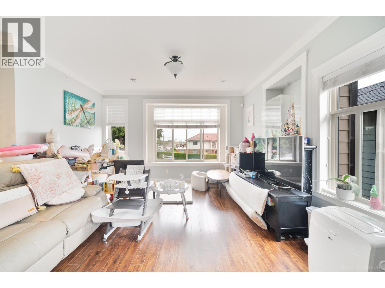 3832 SLOCAN STREET, Vancouver