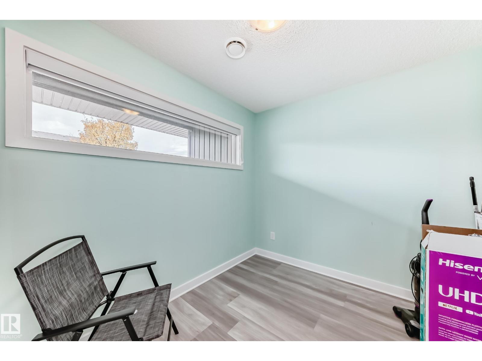 3330 15A AV NW, Edmonton