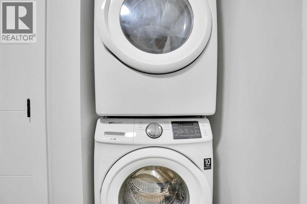 Single Family House 4 Level for Sale in  Castleglen Way NE Castleridge Calgary 