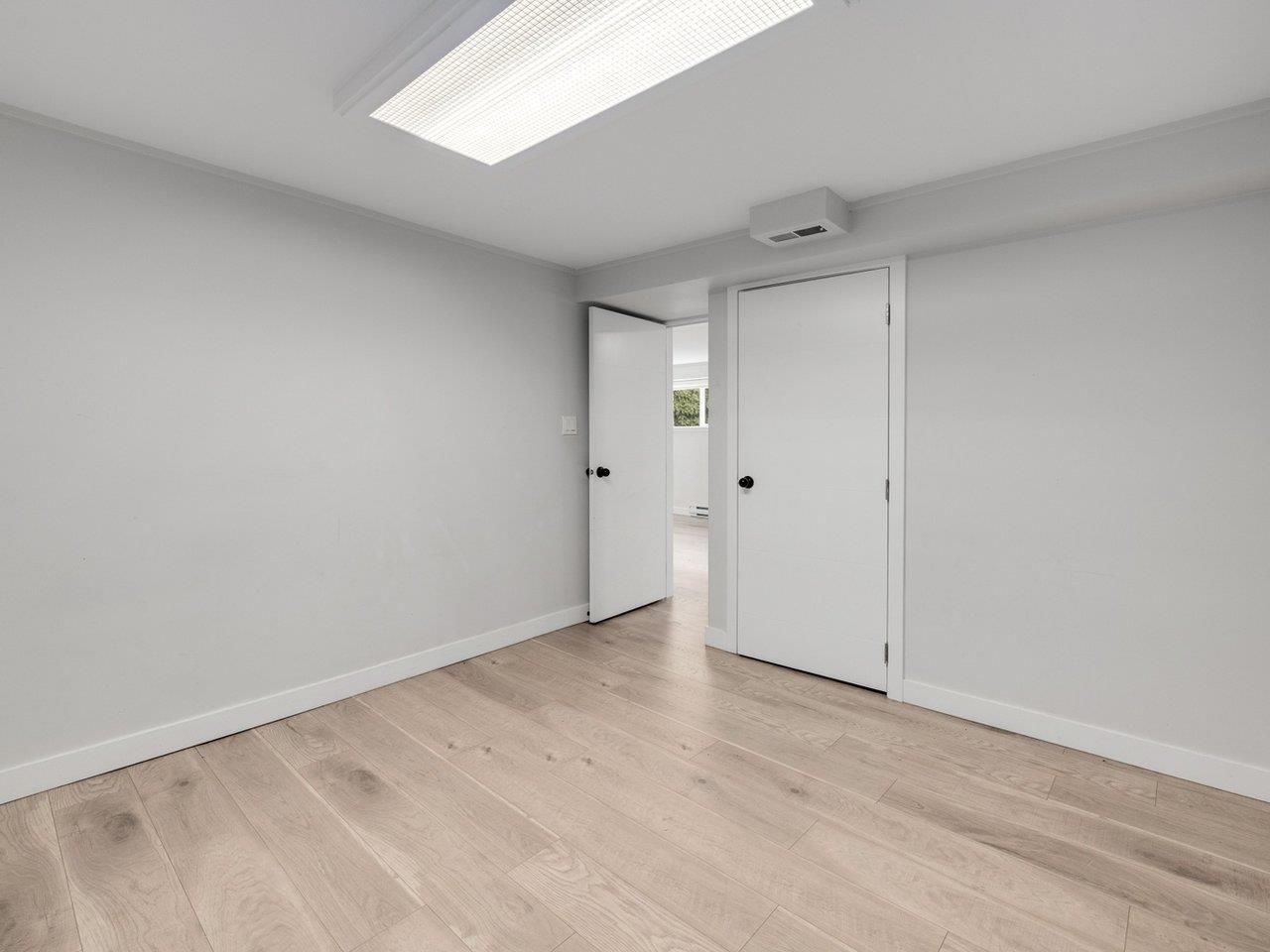 1154 FINLAY STREET, White Rock