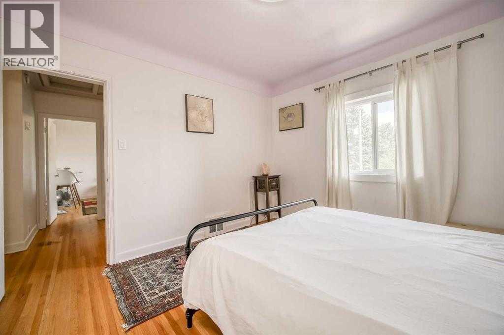 Single Family House for Sale in main floor   Street NW Capitol Hill Calgary 