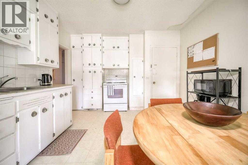 Single Family House for Sale in main floor   Street NW Capitol Hill Calgary 