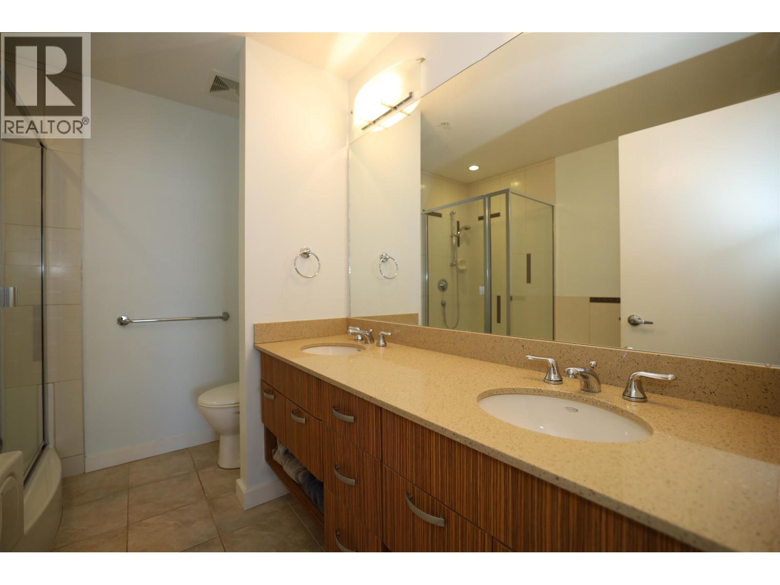 226 5160 DAVIS BAY ROAD, Sechelt