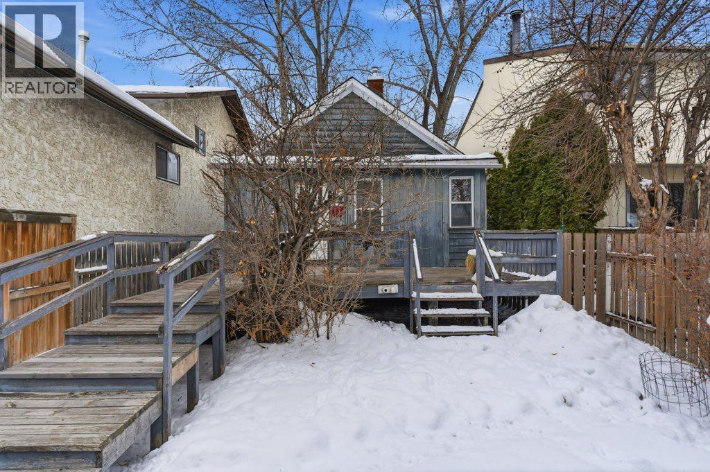 Single Family House Bungalow for Sale in   Avenue NW Capitol Hill Calgary 
