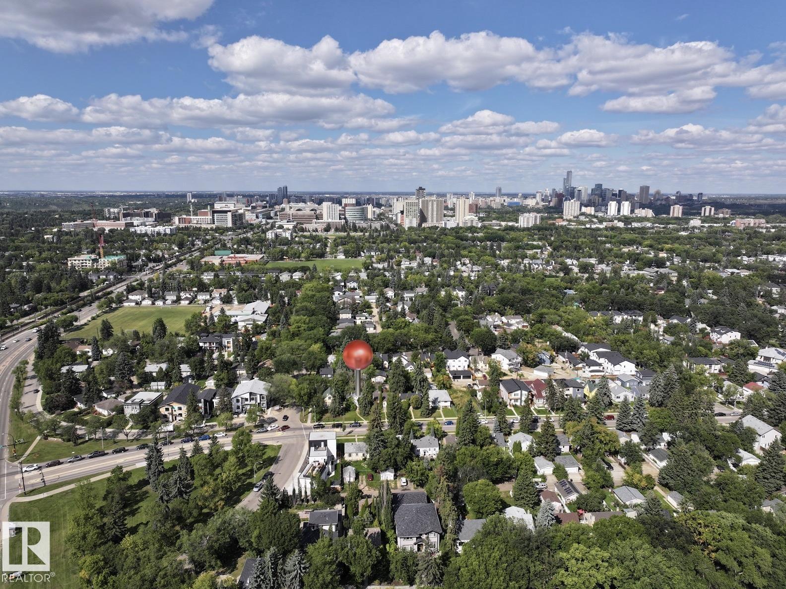 11250 72 AV NW, Edmonton