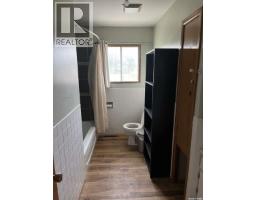 506 1st Avenue W, Leader, SK S0N1H0 Photo 13