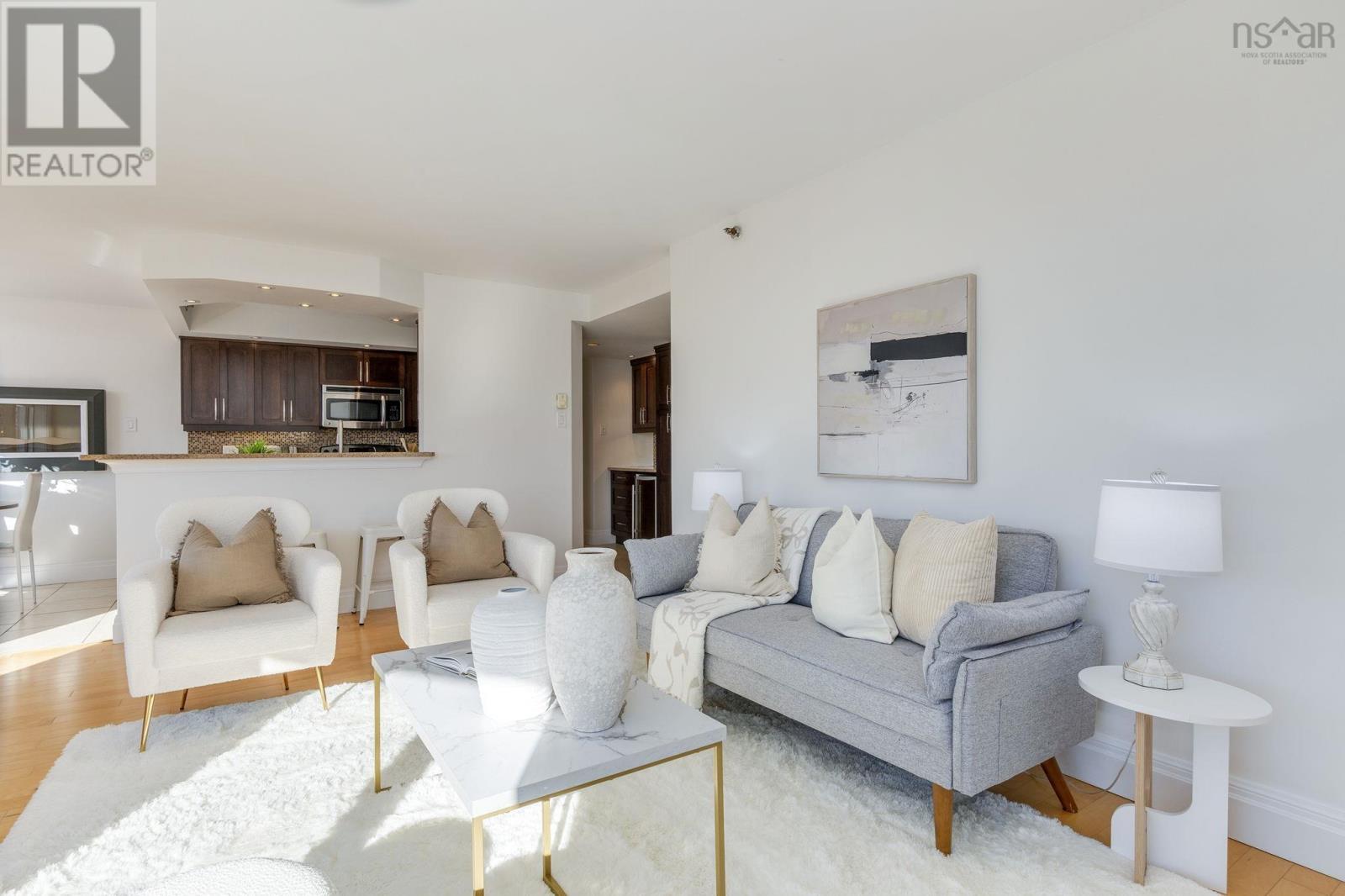 Property 11 of 45 of 710 45 Vimy Avenue