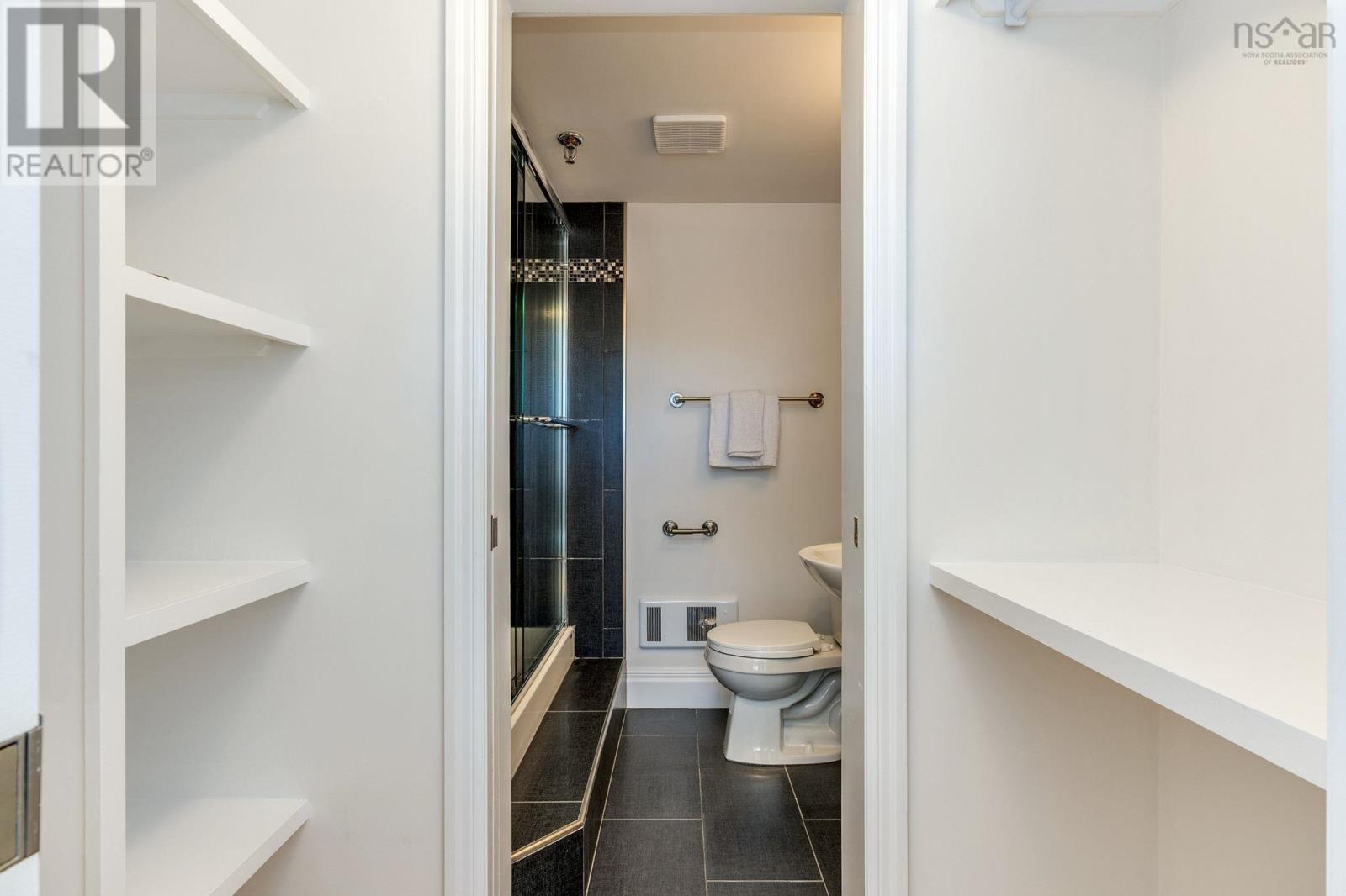 Property 37 of 45 of 710 45 Vimy Avenue