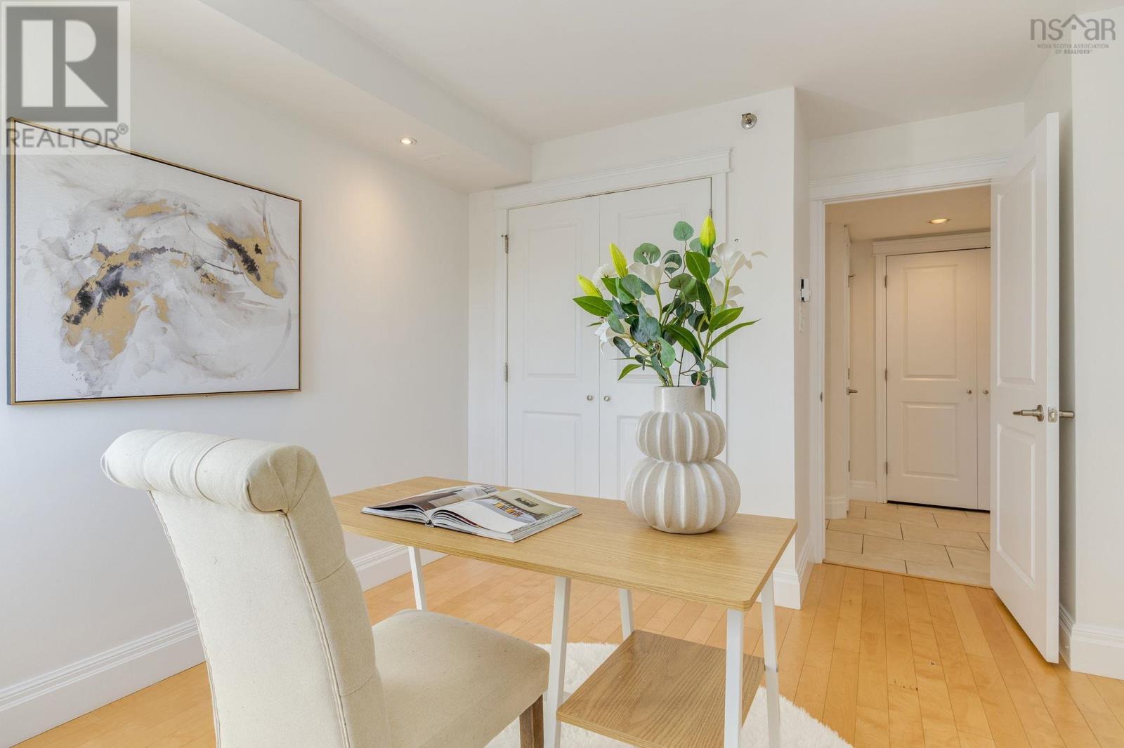 Property 29 of 45 of 710 45 Vimy Avenue