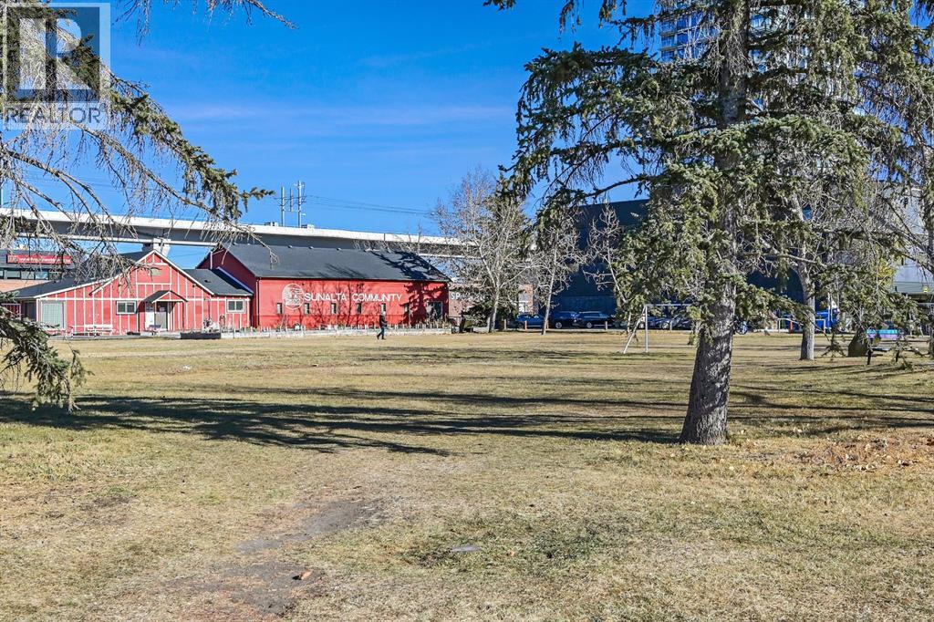 Single Family House for Sale in    Avenue SW Sunalta Calgary 