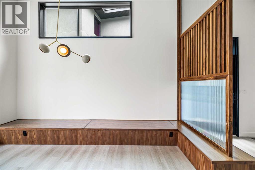 Single Family House for Sale in D Willow Crescent SW Spruce Cliff Calgary 