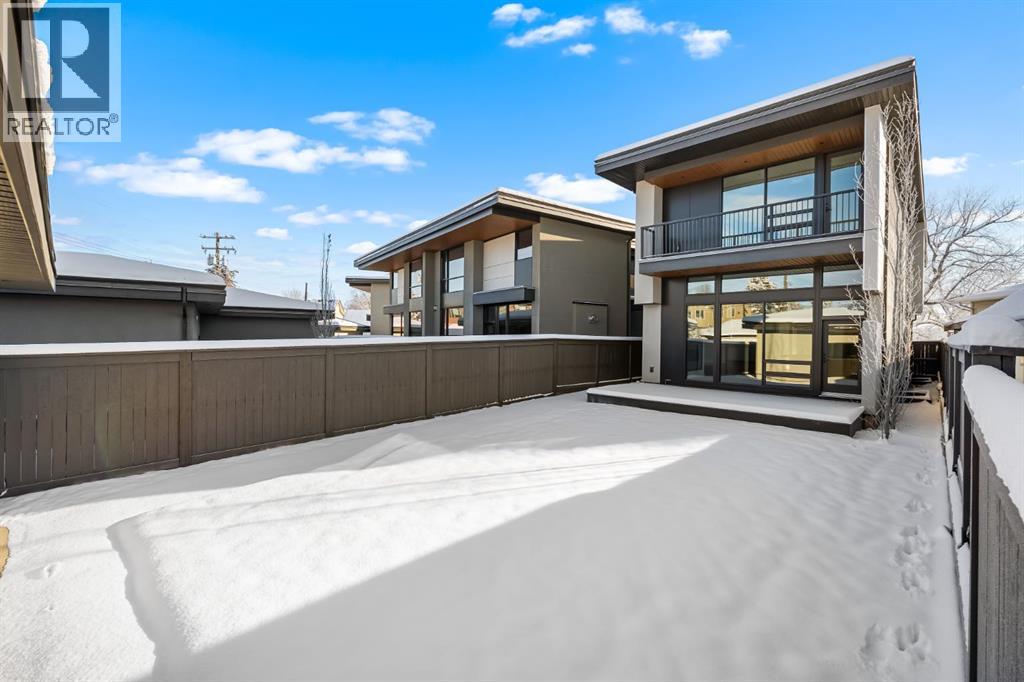 Single Family House for Sale in D Willow Crescent SW Spruce Cliff Calgary 