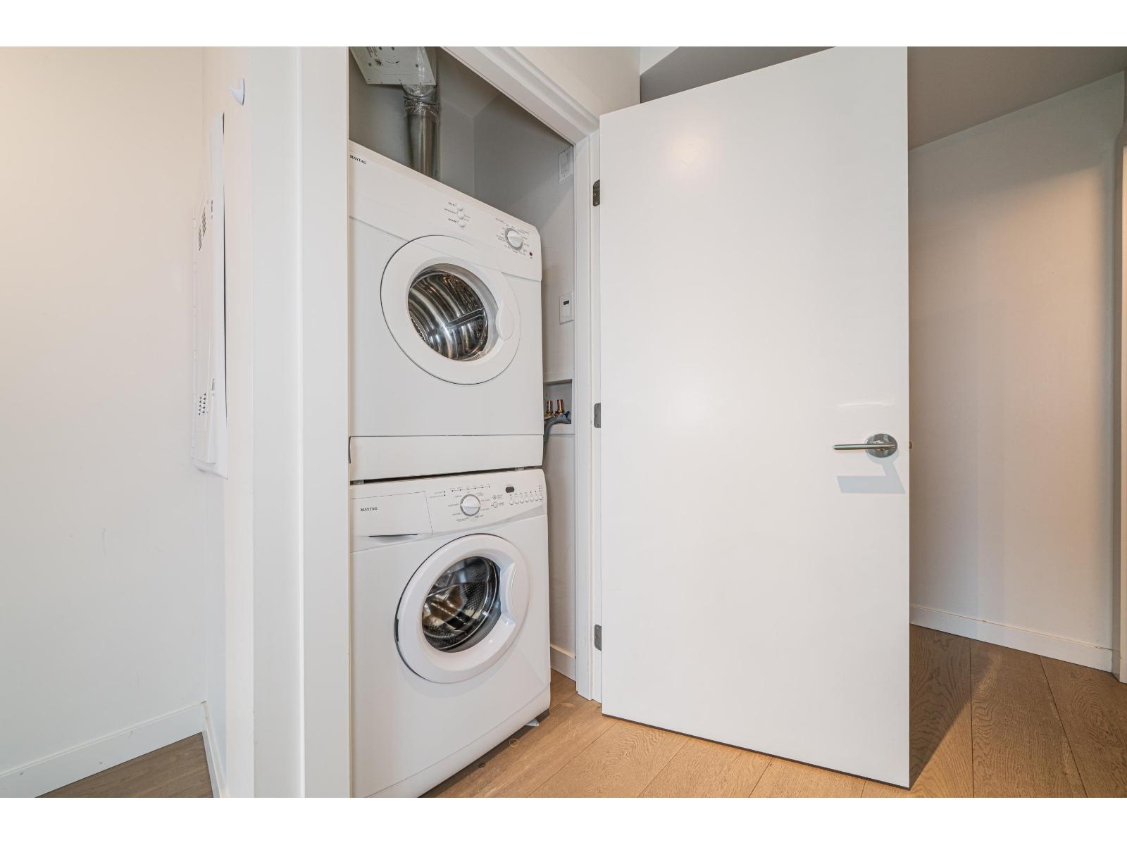 1401 13438 CENTRAL AVENUE, Surrey