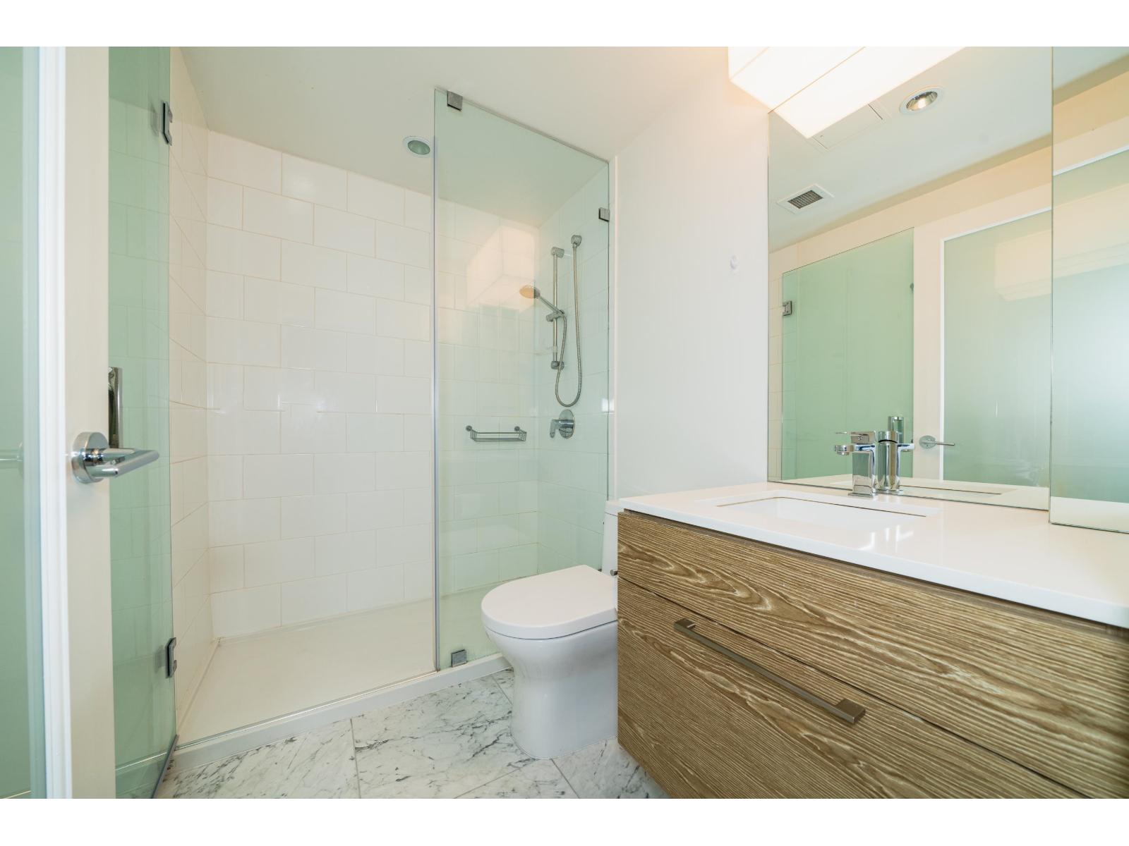 1401 13438 CENTRAL AVENUE, Surrey